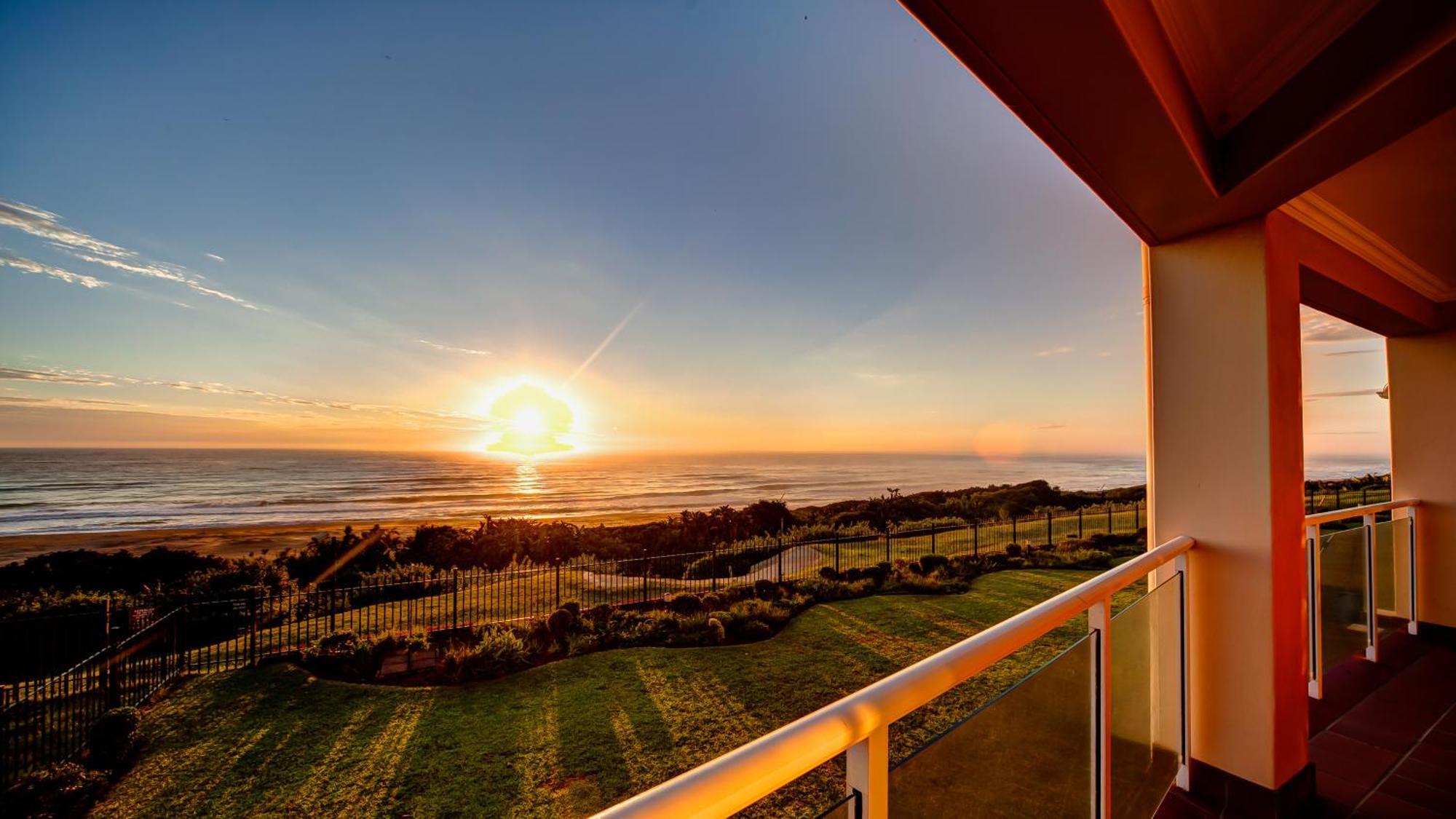 Illovo Beach Apartments At La Mer Amanzimtoti Exterior photo