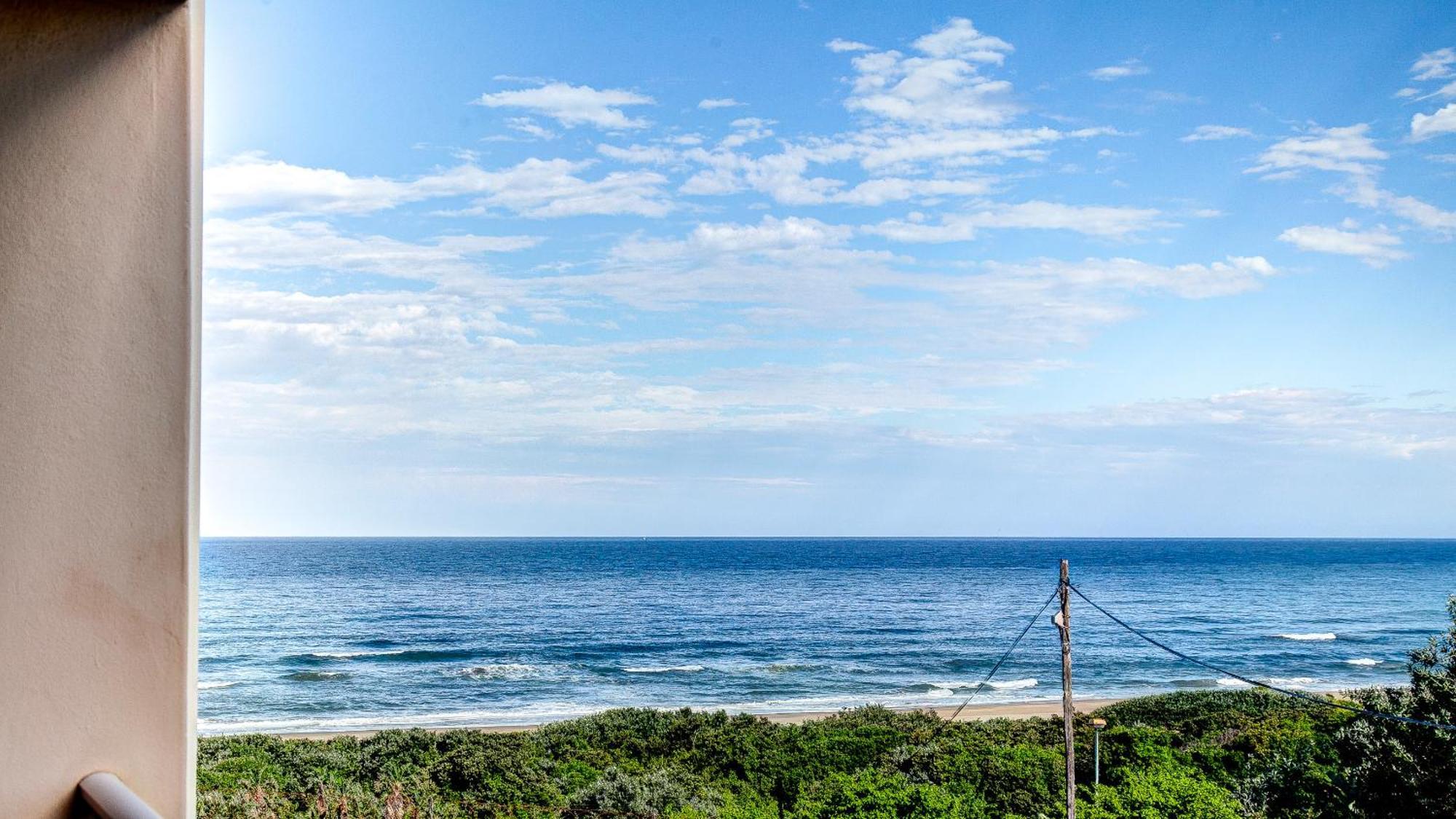 Illovo Beach Apartments At La Mer Amanzimtoti Room photo